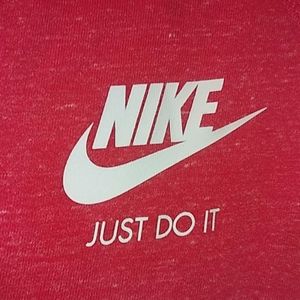 VTG. Nike Just Do It Ladies T-Shirt